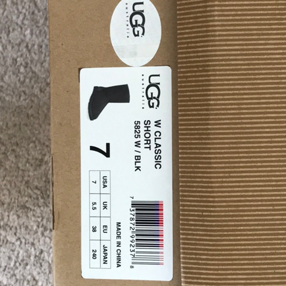 Classic UGG size 7